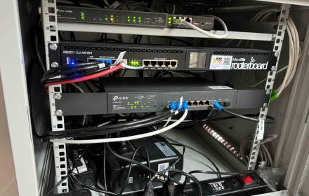 ติดตั้งระบบ network และระบบ wifi  อบต. สว่าง